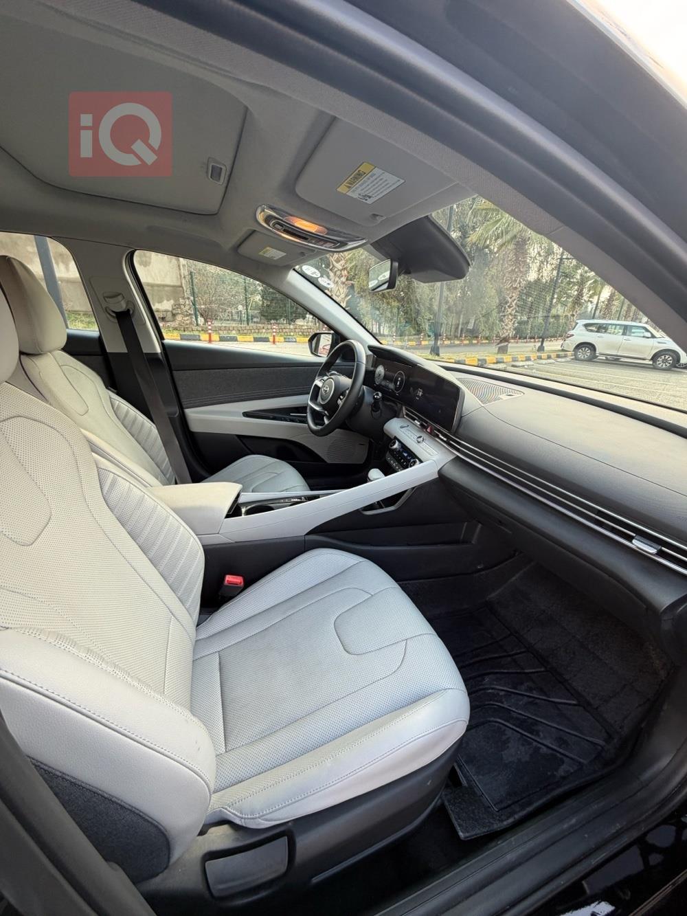 هیۆندای ئەلەنترا